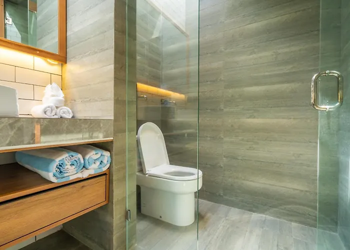 3brd Modern Close To The In Seminyak